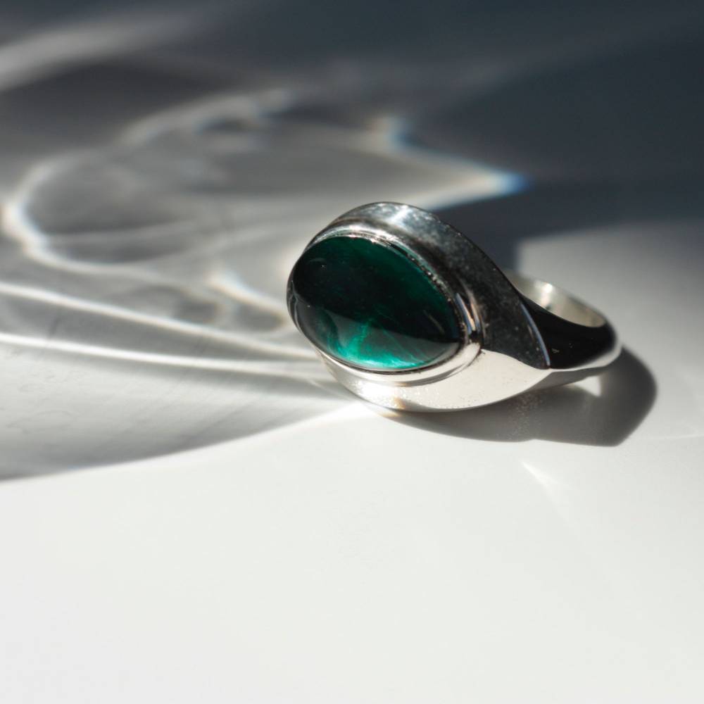 Paola Grande Gioielli AURUM Chevalier cabochon verde 2025