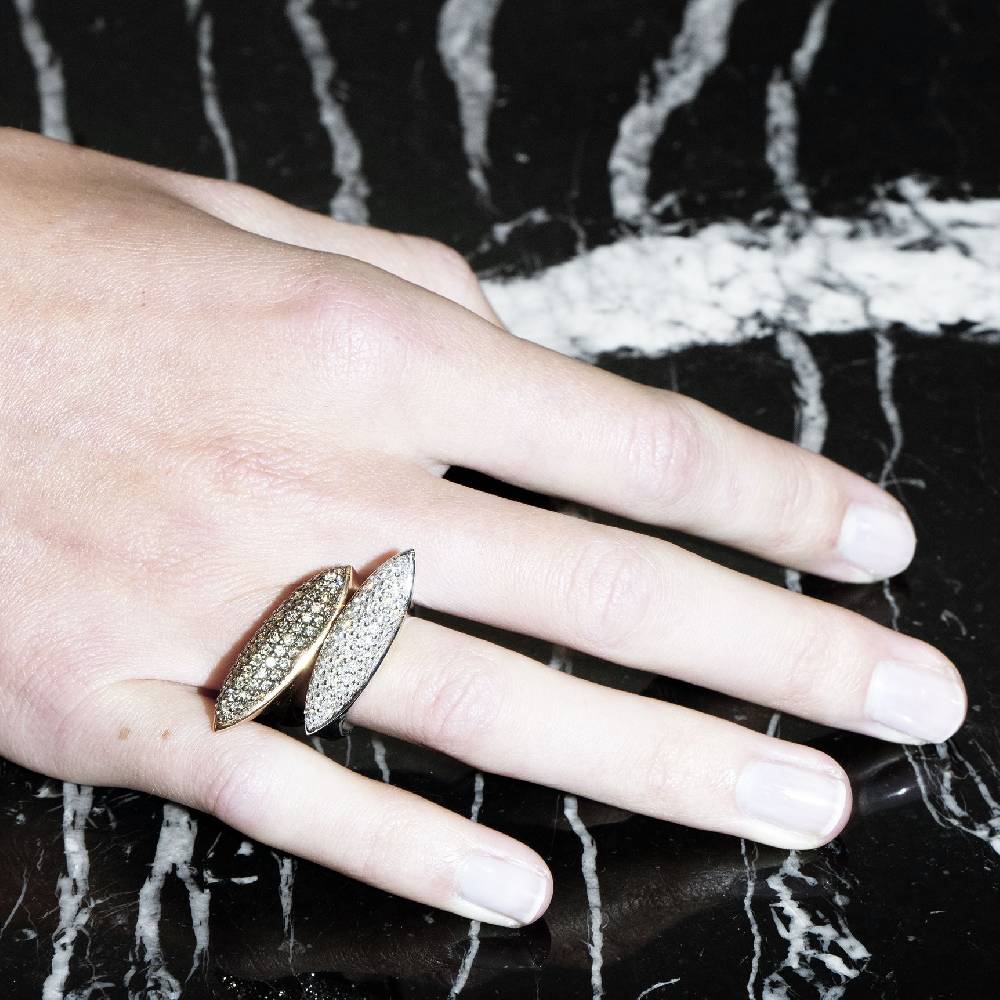 Paola Grande Gioielli AURUM Anello Navetta con diamanti Novità