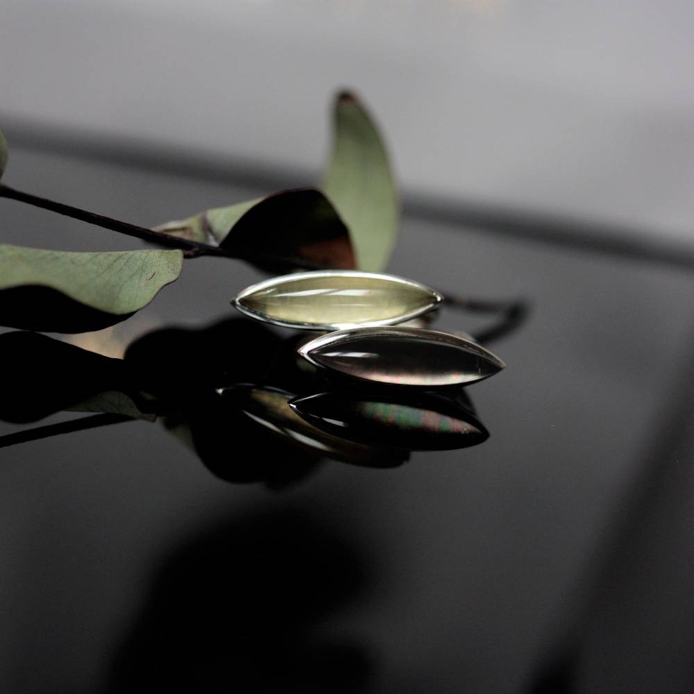 Paola Grande Gioielli AURUM Anello Navetta con agata verde In Vendita