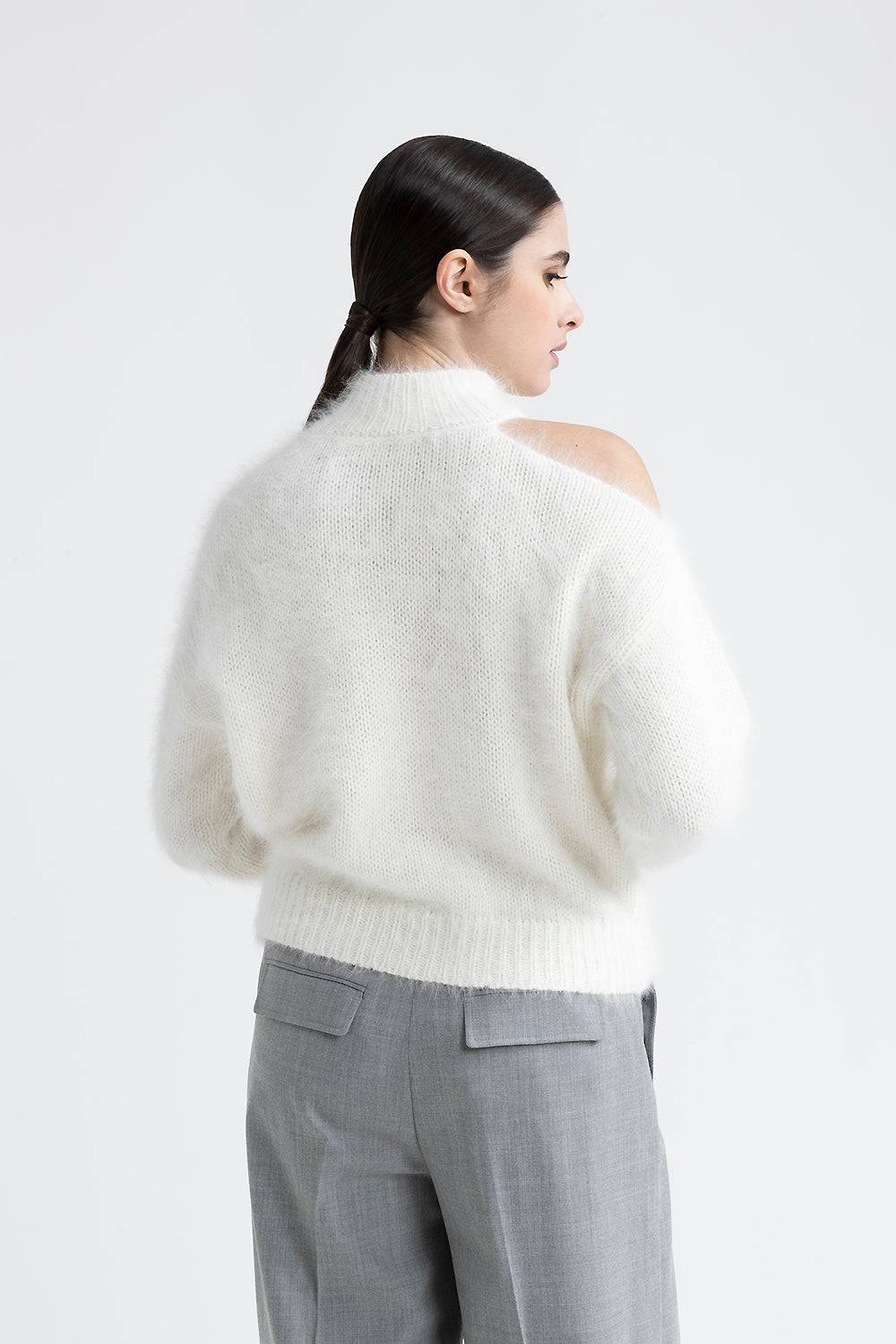 Peserico Maglia in lana d'angora con oblò sulla spalla Offerta