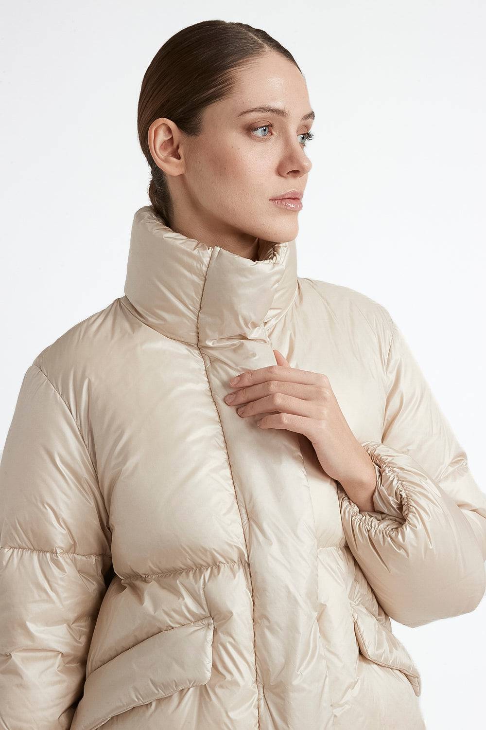 Peserico Piumino d'oca corto in nylon ultraleggero Moda