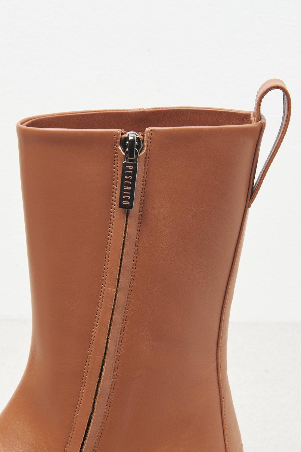 Peserico Stivali platform in pelle Italia
