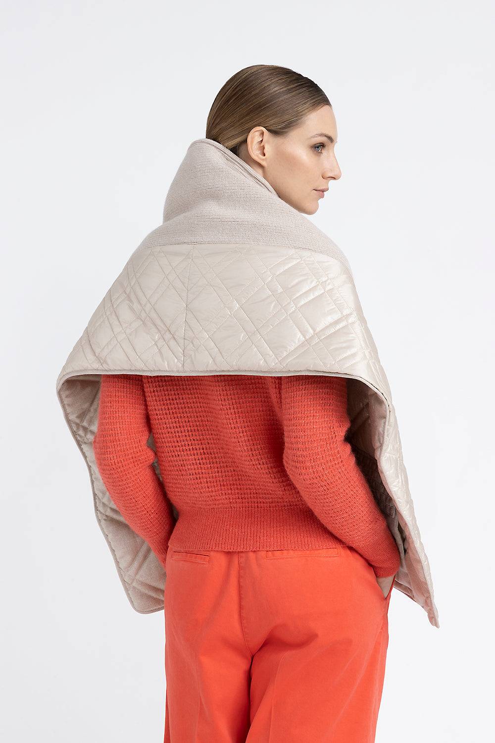 Peserico Maxi sciarpa trapuntata laminata Sottocosto