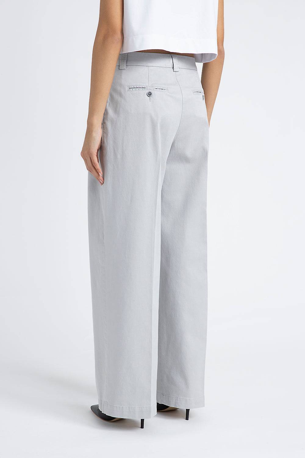Peserico Pantalone con pieghe in gabardina di cotone seta e tencel Qualità