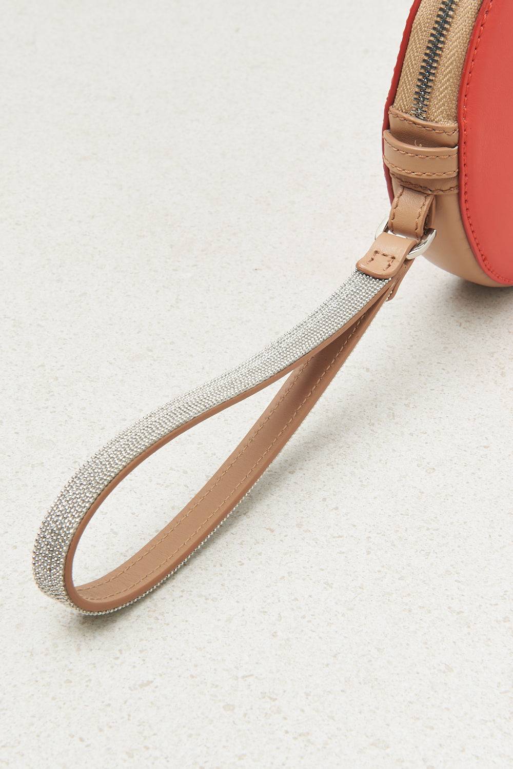 Peserico Borsa rotonda in vera pelle con polsiera e tracolla Promozione Limitata