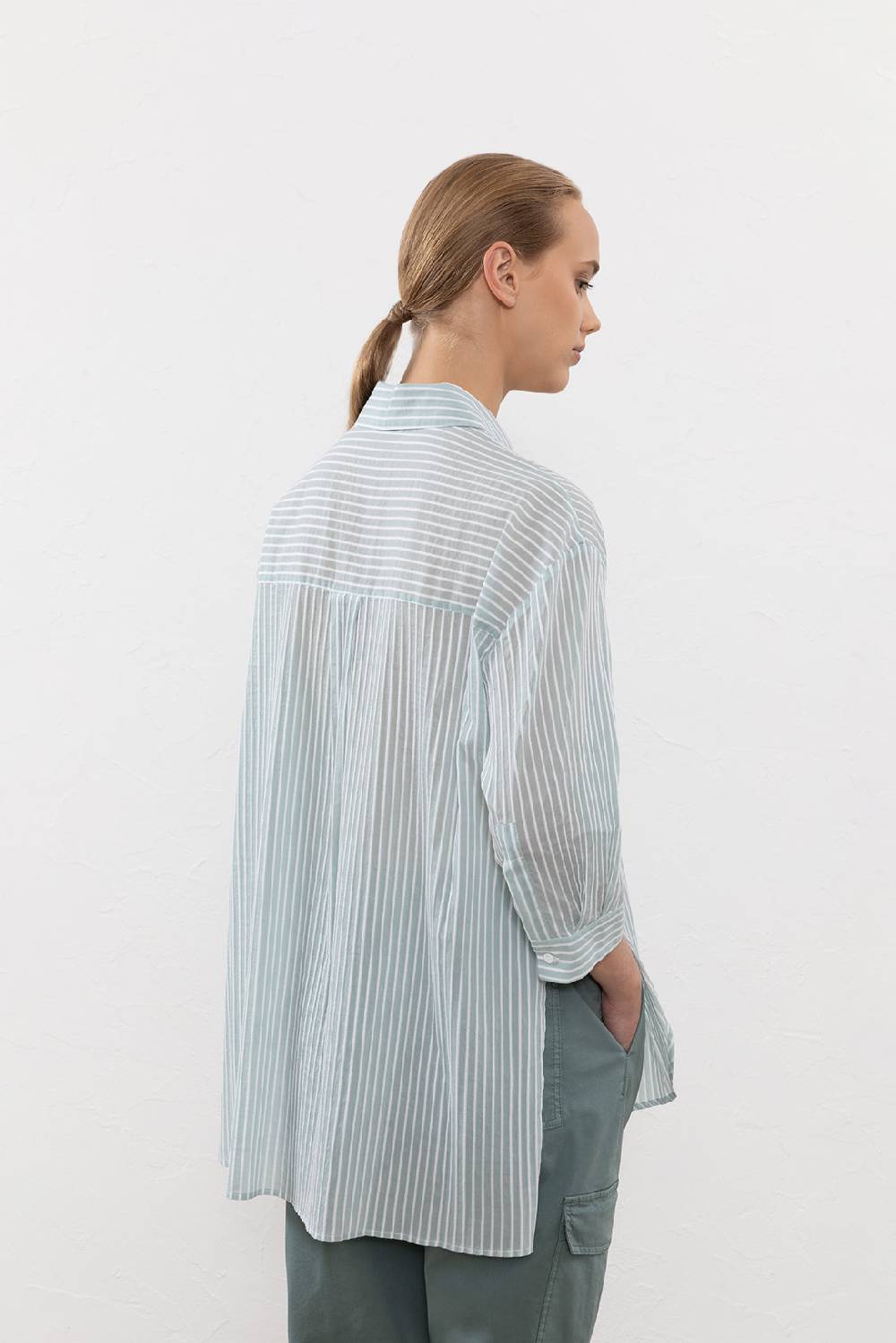 Peserico Camicia in leggera tela rigata di cotone Fino Al -60%