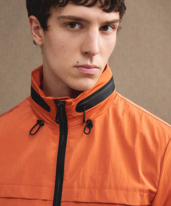 Peuterey Bomber in nylon con cappuccio estraibile 2025