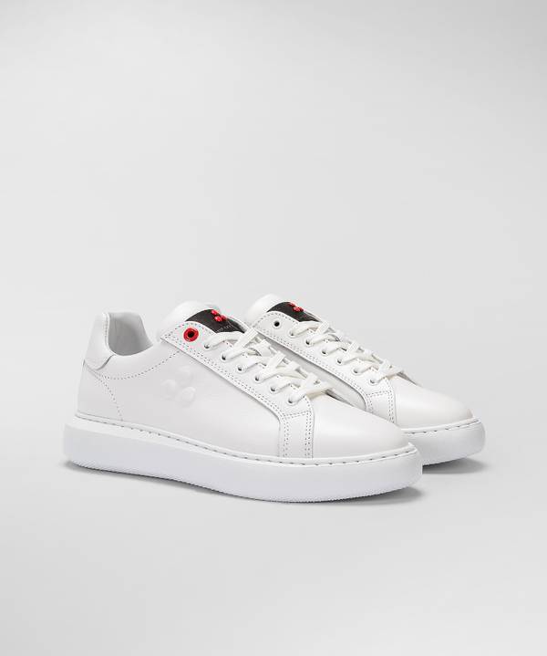 Peuterey Sneaker in pelle con logo goffrato 2025