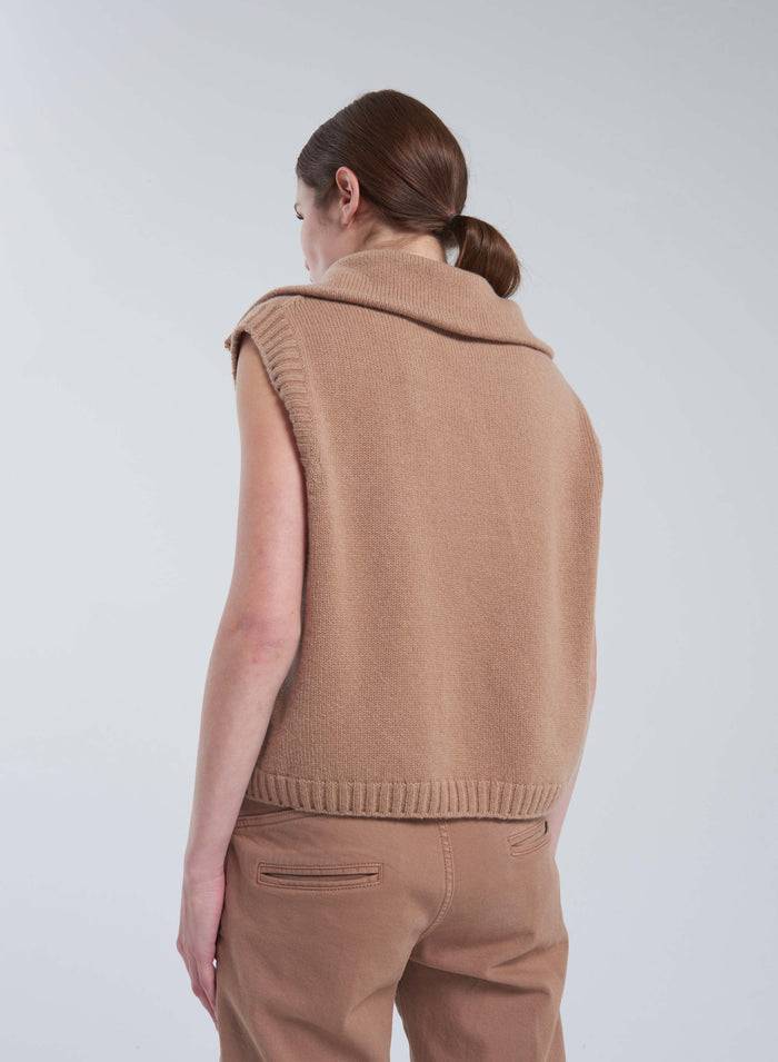 Lorena Antoniazzi GILET IN CASHMERE Moda