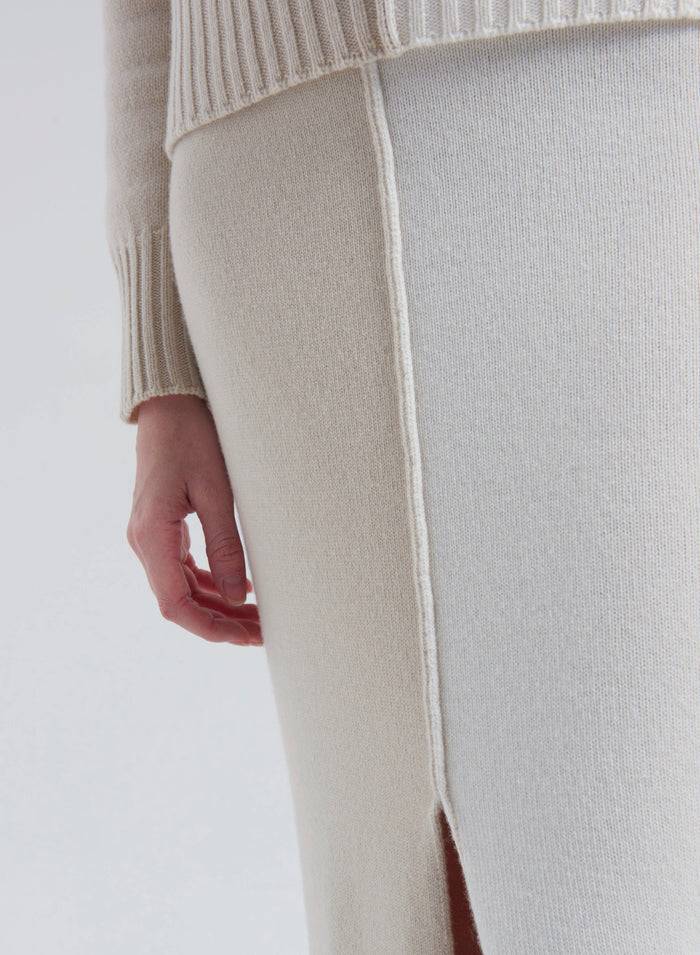 Lorena Antoniazzi GONNA MIDI IN MAGLIA Offerte