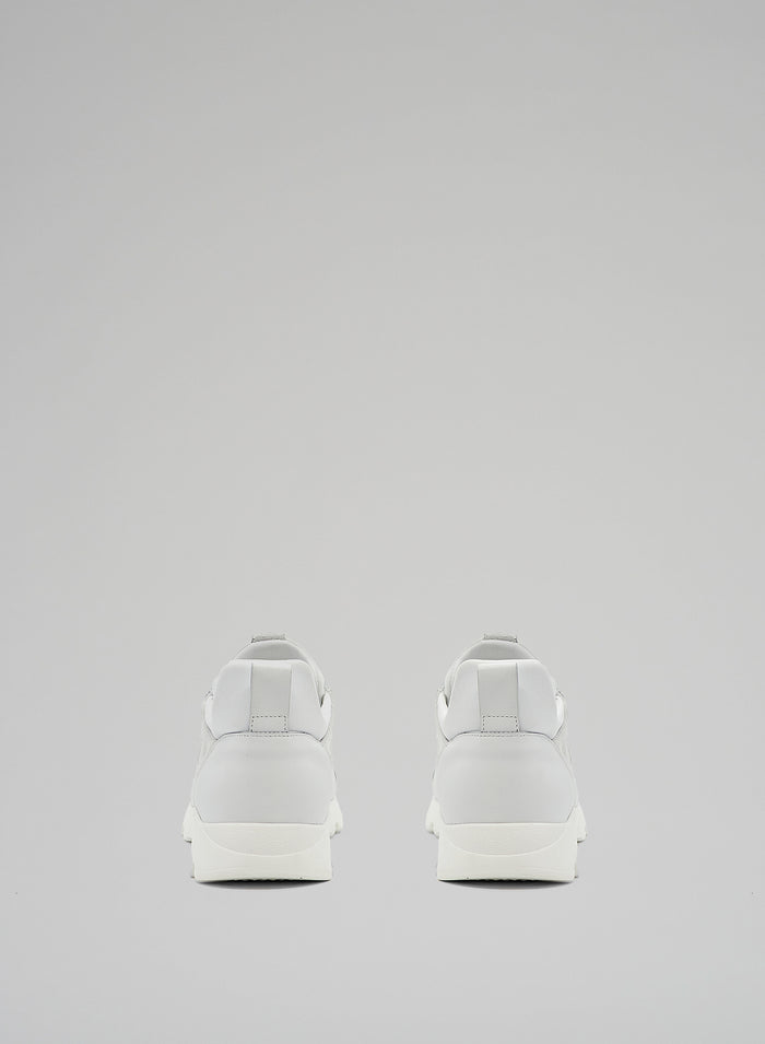 Lorena Antoniazzi SNEAKERS ICONICHE Pezzi Unici