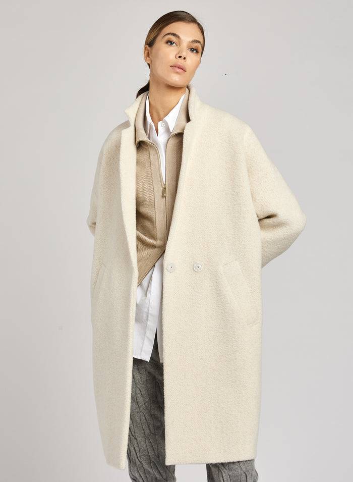 Lorena Antoniazzi CAPPOTTO BOUCLE' IN ALPACA Saldi Di Fabbrica