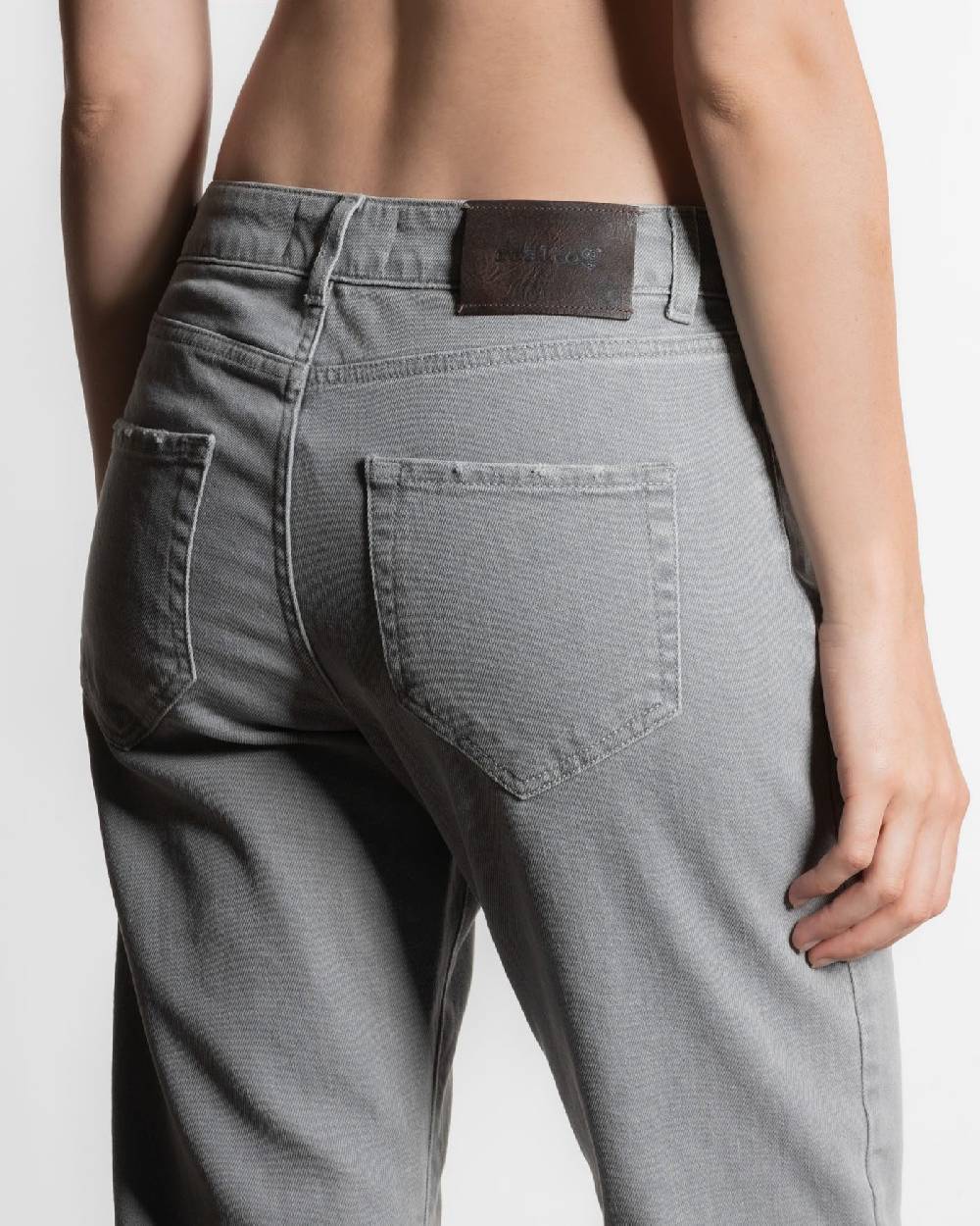 Rialto 48 JEANS DRITTO Prezzo Ridotto