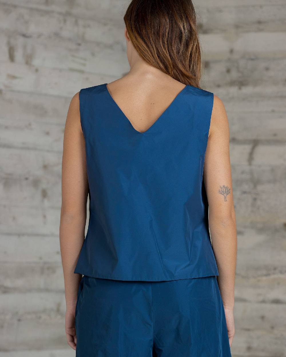 Rialto 48 TOP CON ORLO SMERLATO Moda
