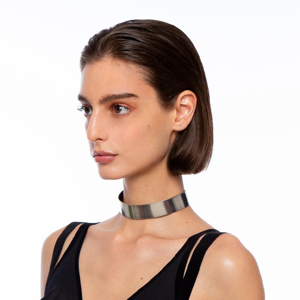 Silvia Gnecchi Alisee choker In Linea
