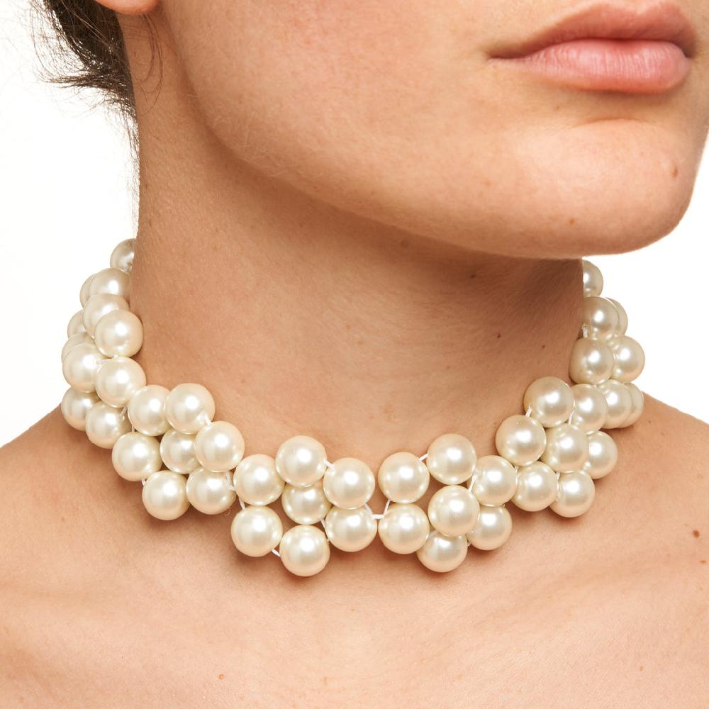Silvia Gnecchi Flowy necklace Convenienza