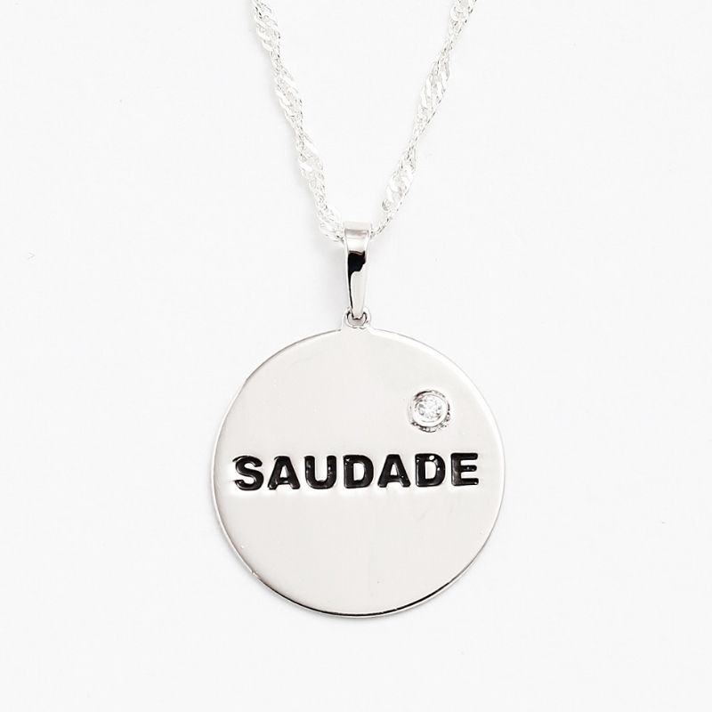 Thais Bernardes Collana Medaglietta Saudade Vendite Flash