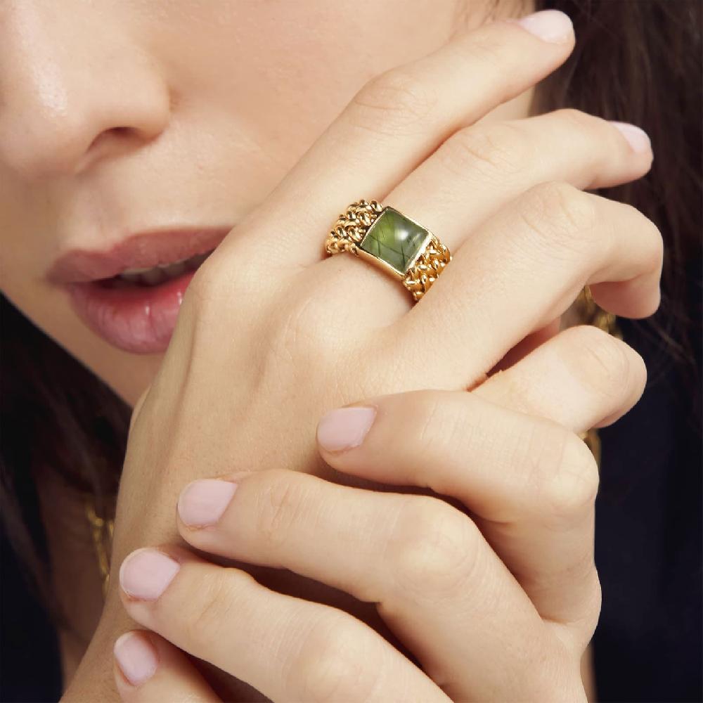 Unoaerre Anello in argento dorato con pietra Peridot Verde | UNOAERRE Gioielli Consegna Veloce