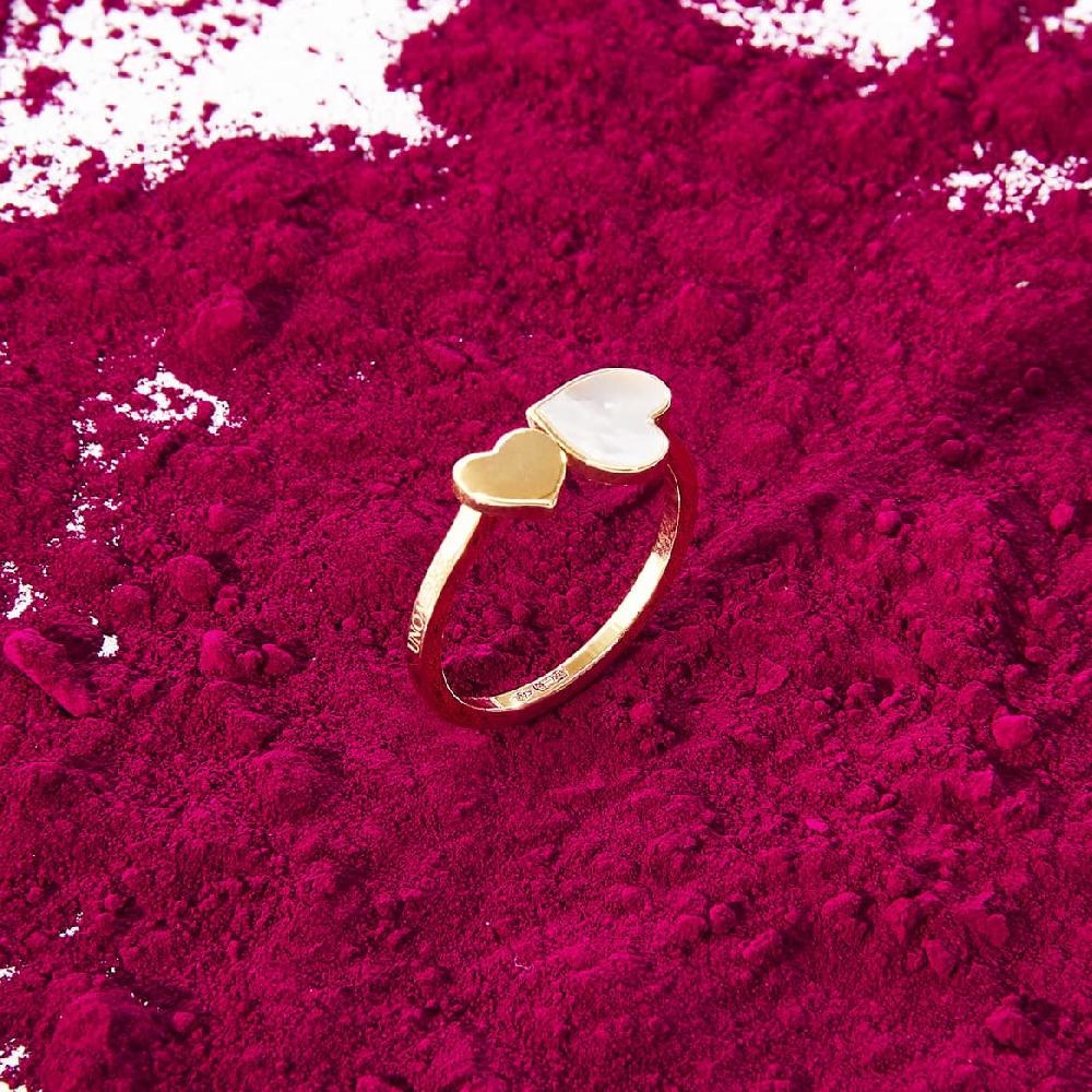Unoaerre Anello in oro con cuori e madreperla | UNOAERRE Gioielli Presa