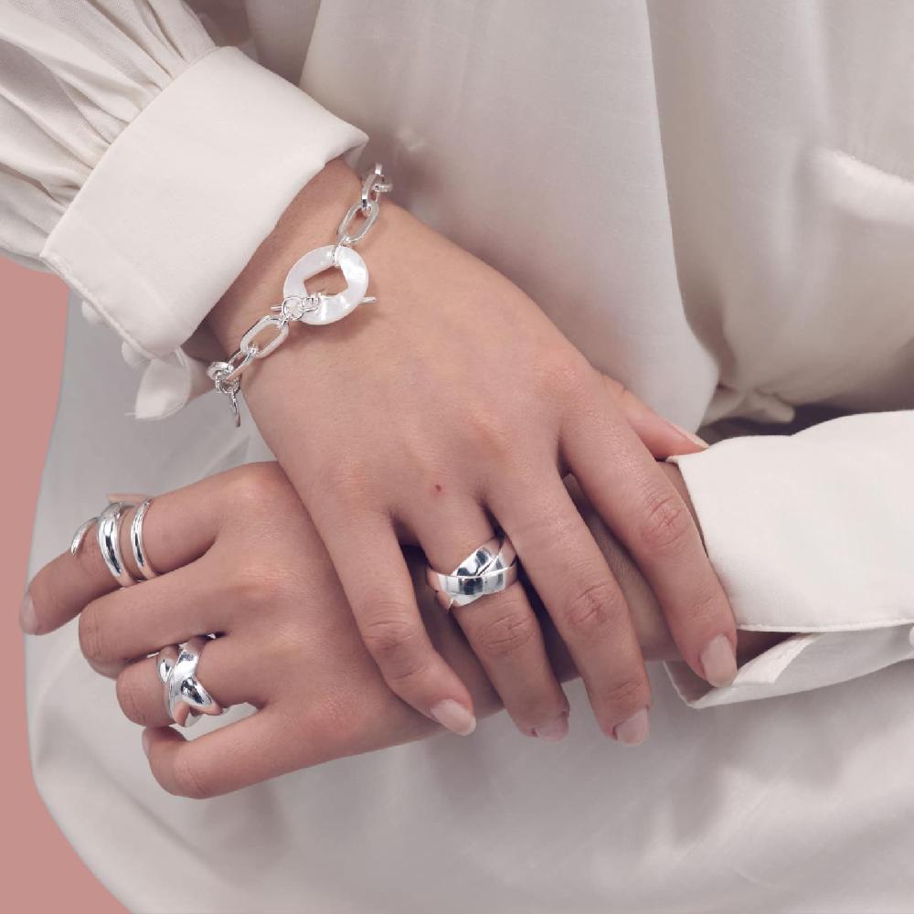 Unoaerre Bracciale catena argentata e madreperla | UNOAERRE Gioielli Fino al 60% di sconto