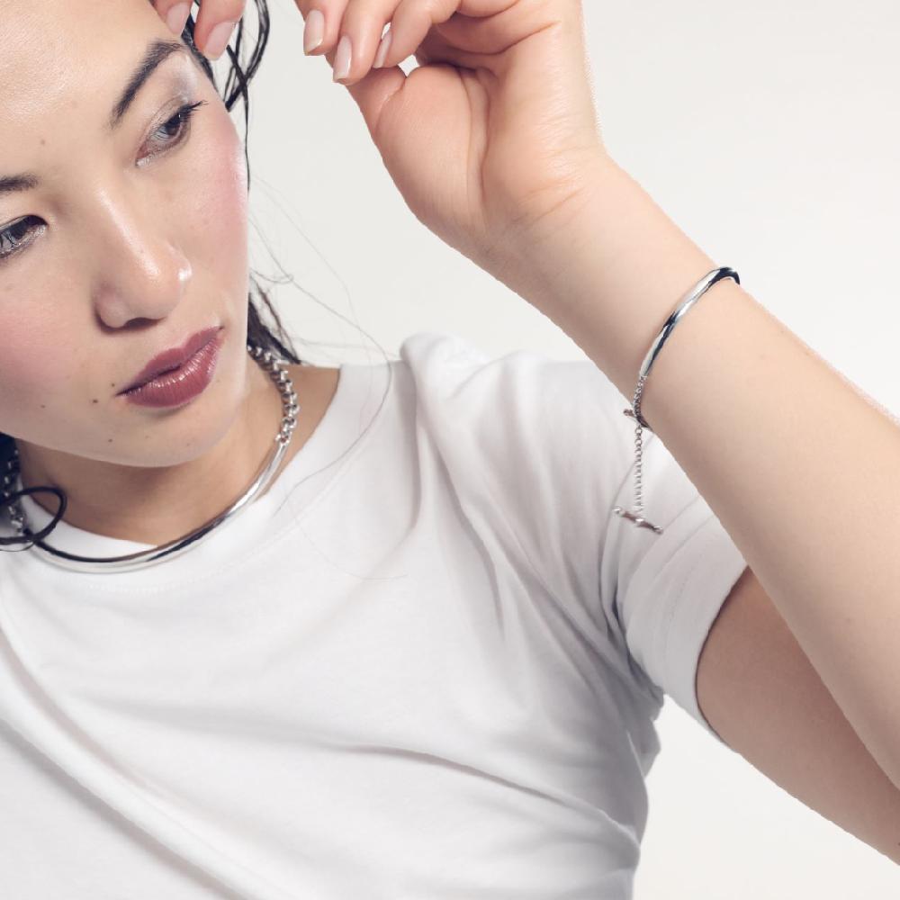 Unoaerre Bracciale rigido in argento rodiato | UNOAERRE Gioielli Vendita Calda