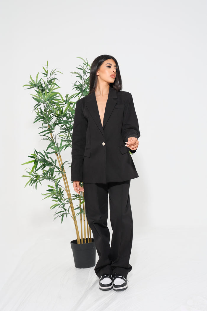 Veronica Iorio Tailleur Solitario Nuovo