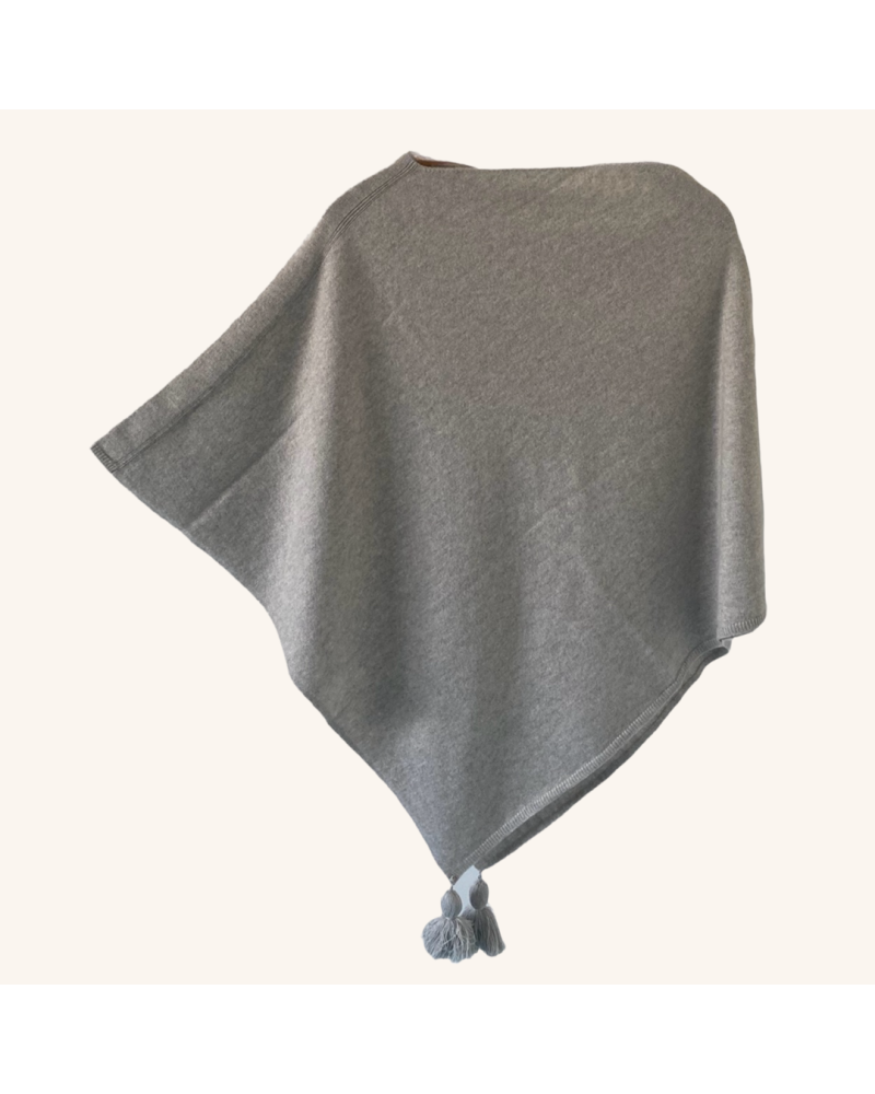 Y'am Capri Poncho Capri Cashmere merino wool and silk In Vendita